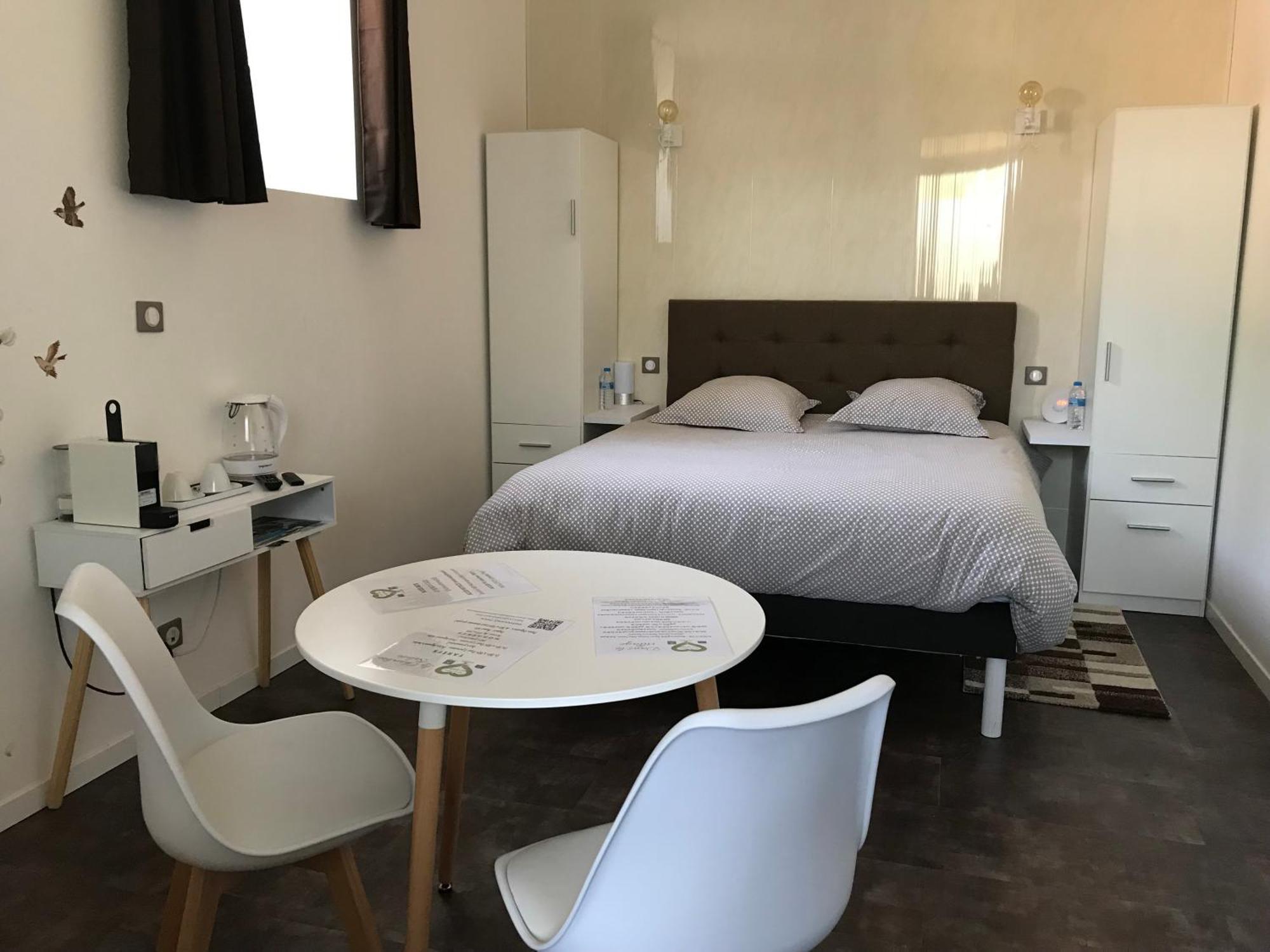 Maison D'Hotes Coeur D'Herault - Gite Et Chambres D'Hotes - Spa & Massages Péret Værelse billede